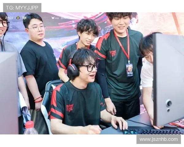 电竞赛场风云再起 世界顶级战队激战正酣 争夺全球荣耀冠军