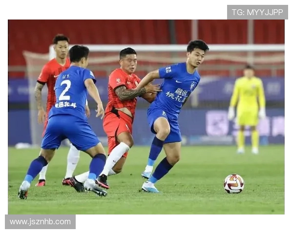 武汉足球队整体压制战术分析及其成败得失探讨