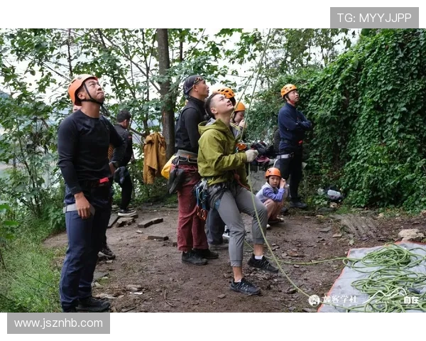 重庆攀岩队在极限运动会中的精彩表现与节奏分析